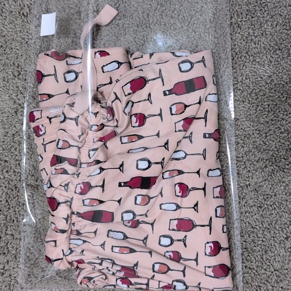 WINE BOTTLE PAJAMA PANTS Super soft loungewear size Women's Medium - Picture 9 of 9